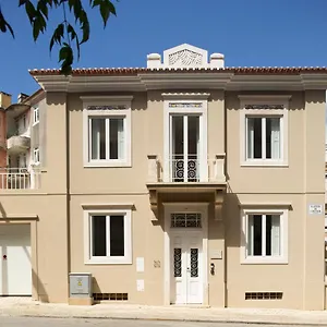 https://vila-julieta-guesthouse.hotelscoimbra.com